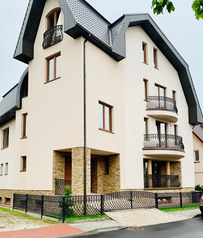 Vila Medžiotojų 17 - B&B Palanga