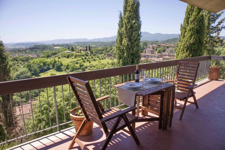 Villa Donatelli - Spacious Panoramic Villa, Perfect for Visiting Tuscany - Chambres d'hôtes Chiusi