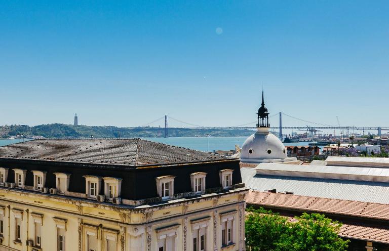 Boho Studio in Cais do Sodré - B&B Lisboa