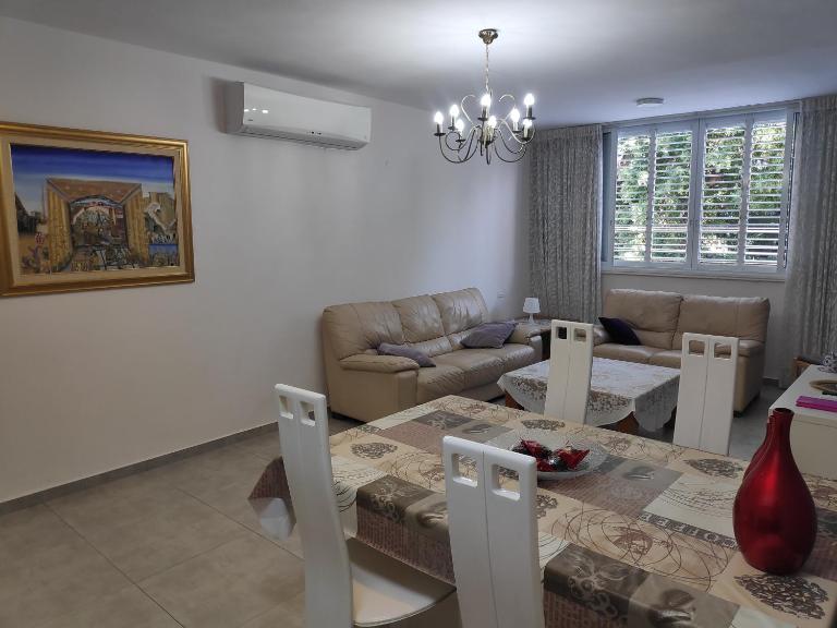 Herzliya Center Apartments - Chambres d'hôtes Herzliya