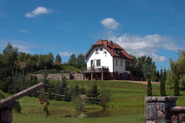 Dom nad jeziorem Blanki - B&B Suryty