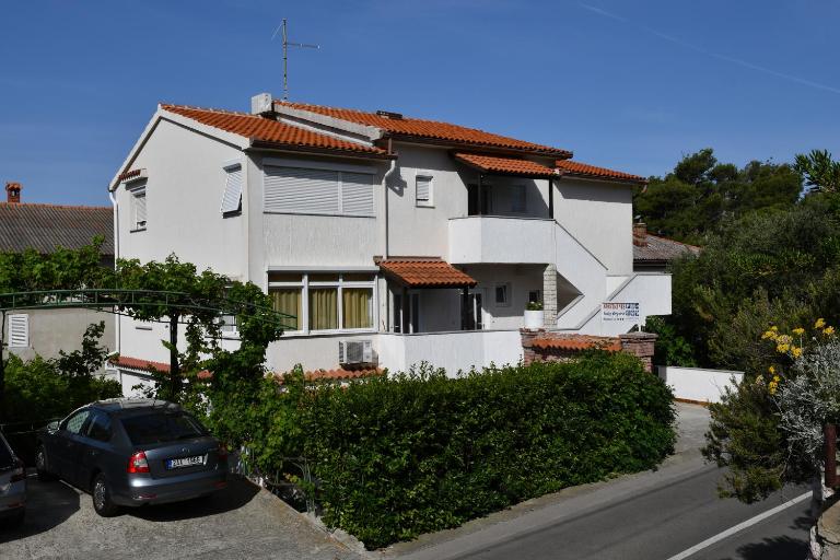 Apartments Josip - B&B Rab