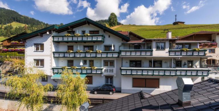Jennys Huamatl - B&B Serfaus