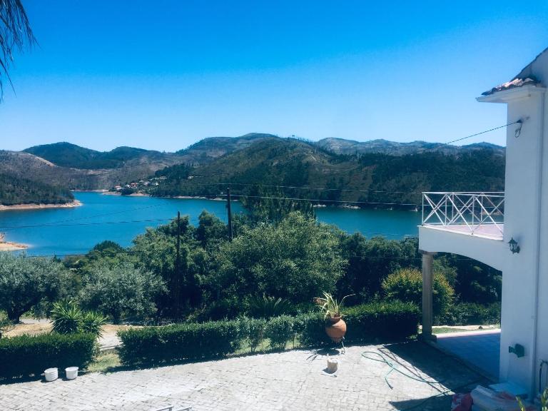 Lakeside Rest - B&B Ferreira do Zêzere