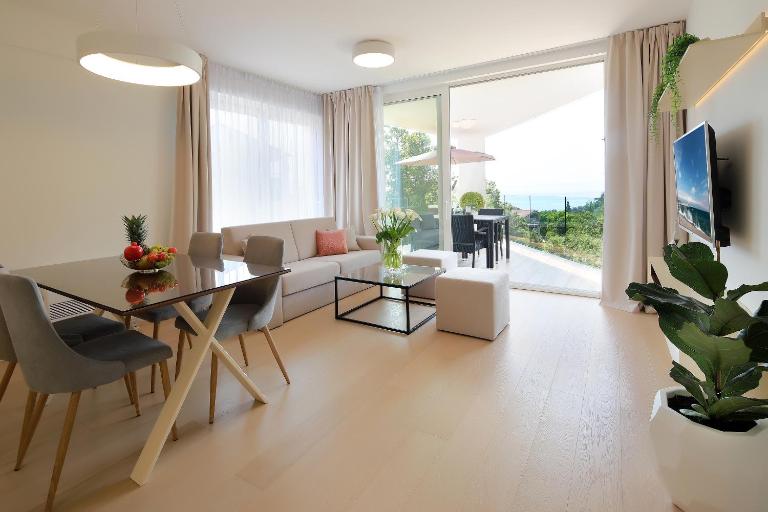 Modern apartment near the sea - Ferienwohnung Ičići