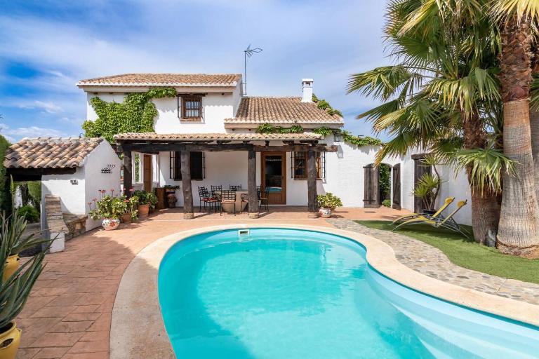 Encantadora casa con piscina privada y chimenea - B&B Padul