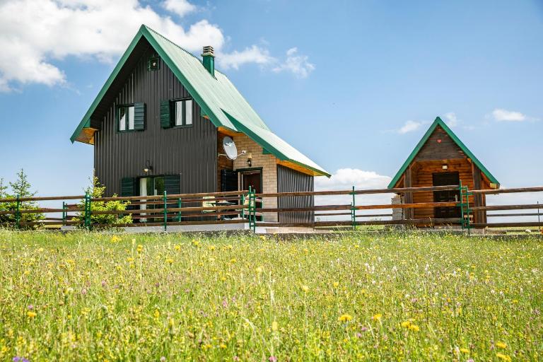 Guest house Holiday - B&B Zabljak