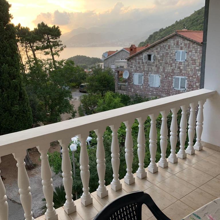 Apartman Drago Sveti Stefan - B&B Budua