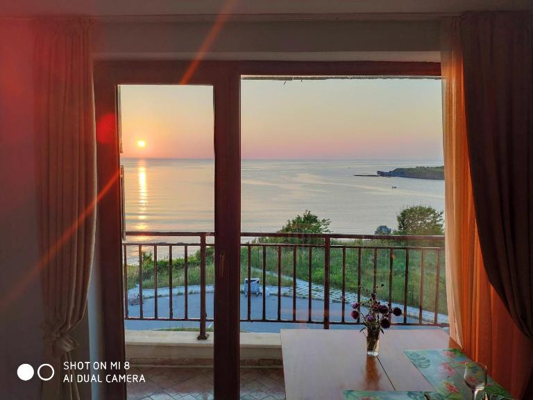 INESA - B&B Tsarevo