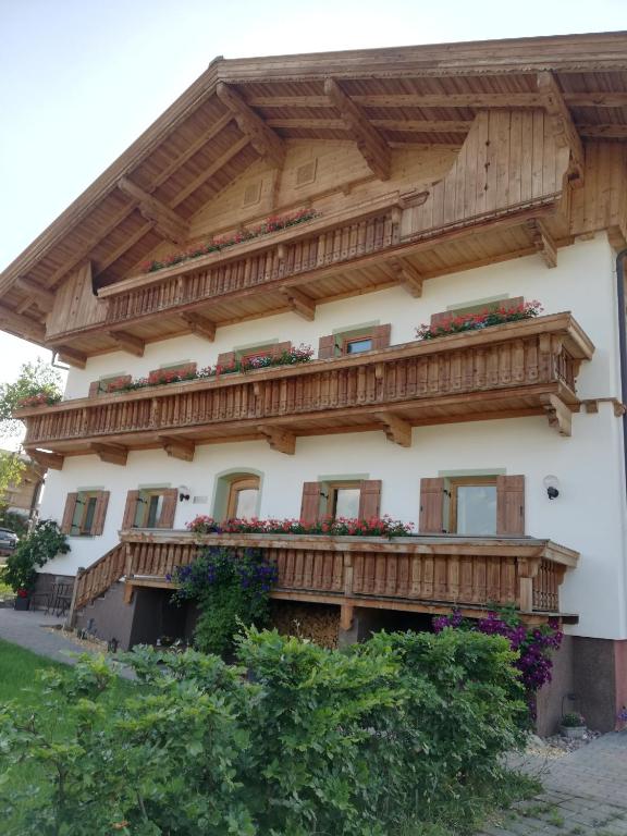 Biobauernhof Schuster - B&B Hopfgarten im Brixental