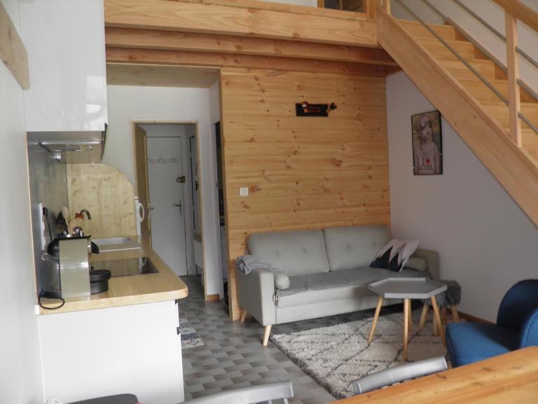 studio chambres mezzanine - B&B Saint-Chaffrey