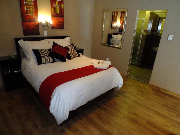 Akweja Bed and Breakfast Accommodation - Bed and Breakfast Alberton