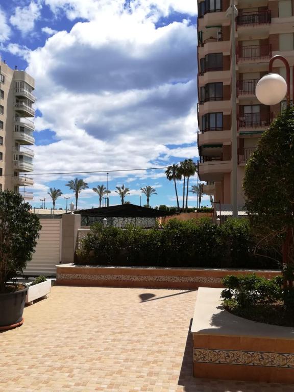 Apartamentos Mediterráneo en Playa Heliópolis Benicasim - Bed and Breakfast Benicàssim
