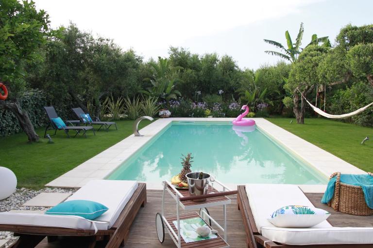 Elia Seaside Villa, Amazing 2-Story Eco Pool House! - B&B Kíssamos