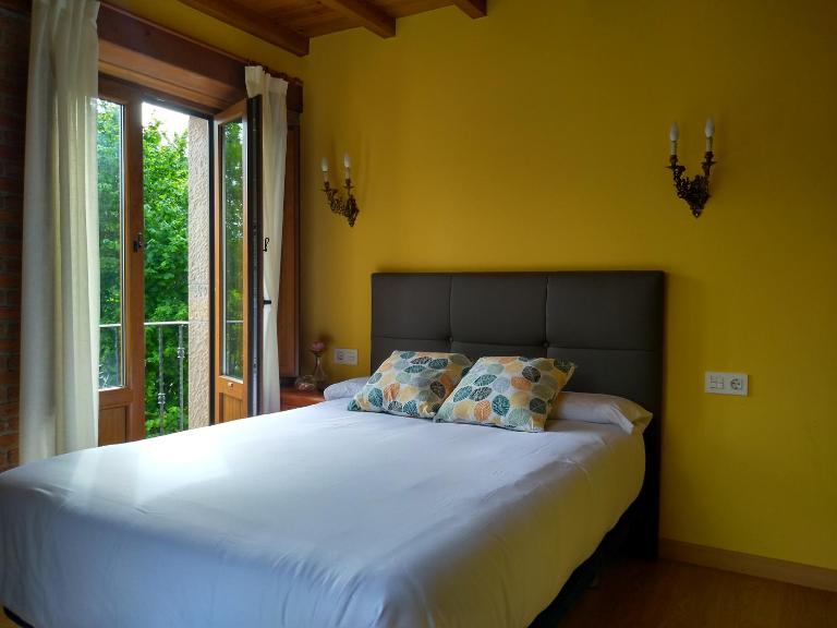 Casa de Aldea La Xunta - B&B Cangas de Onis