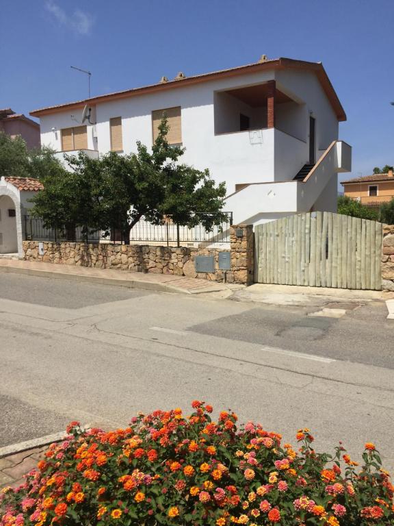 Su Poeta - Bed and Breakfast Budoni
