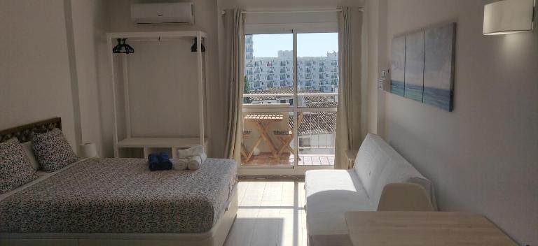 Sunny Suites Jupiter Apartments - Ferienwohnung Benalmádena