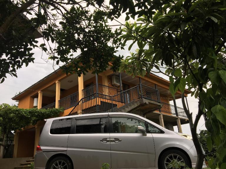 Mahouse - B&B Batumi