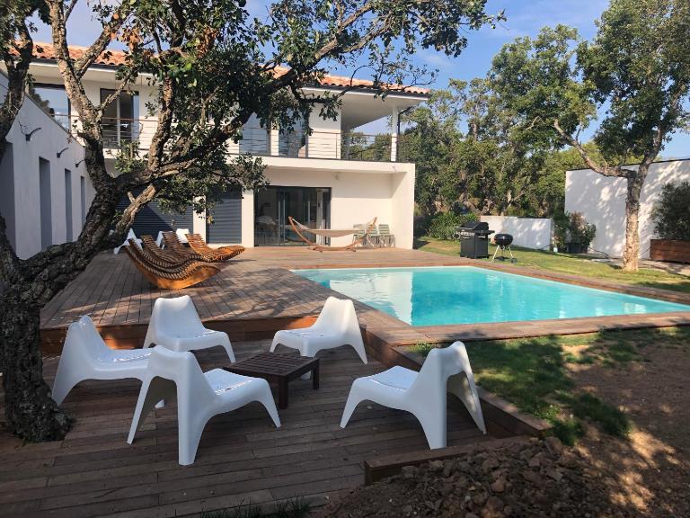 VILLA LECCI E MARE - Chambres d'hôtes Olmucciu