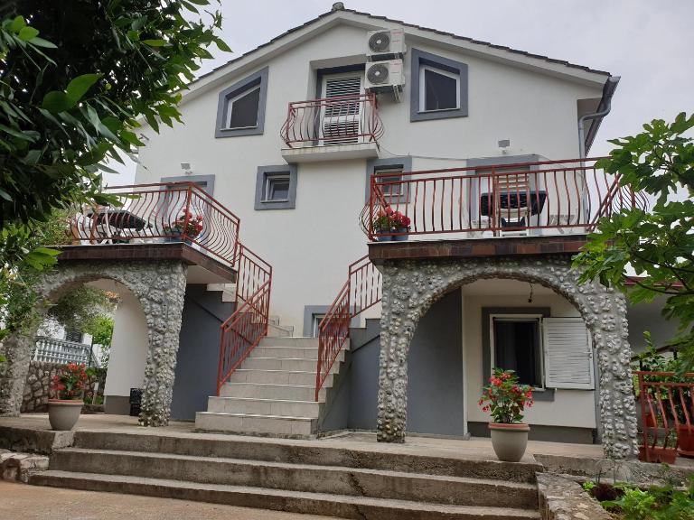 Apartmani Pejo - B&B Gostinjac