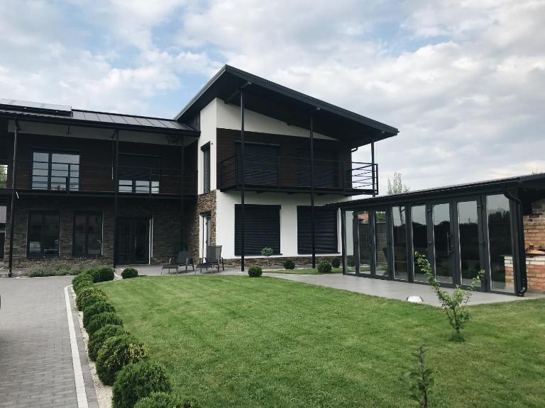 Лофт Апартаменти Шацьк - Bed and Breakfast Svitiaz