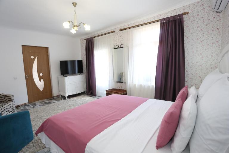 Union Square Apartment 2 by NUX - B&B Cluj-Napoca
