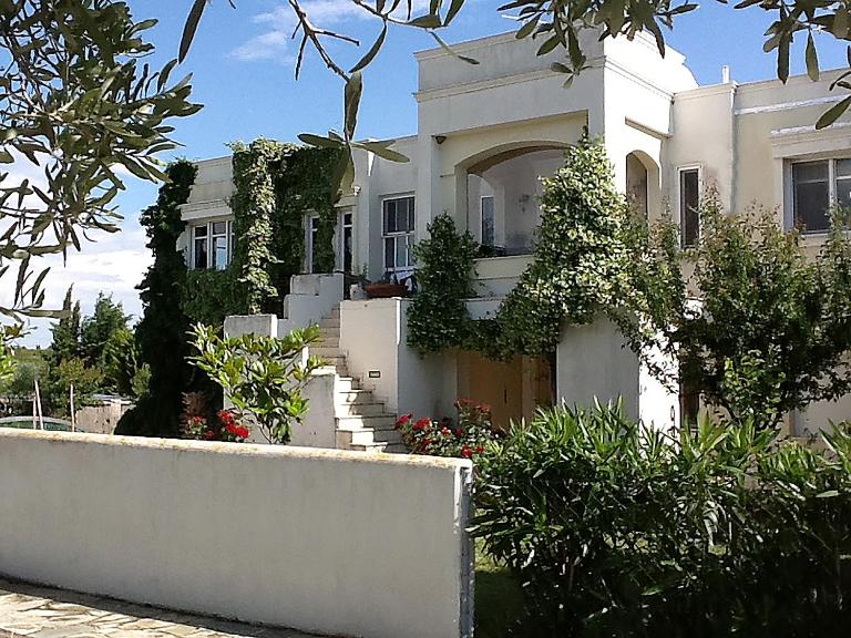 Lovely apartm.near airport - Chambres d'hôtes Kardía