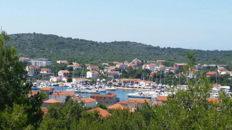 Apartman Ivanica - Ferienwohnung Jezera