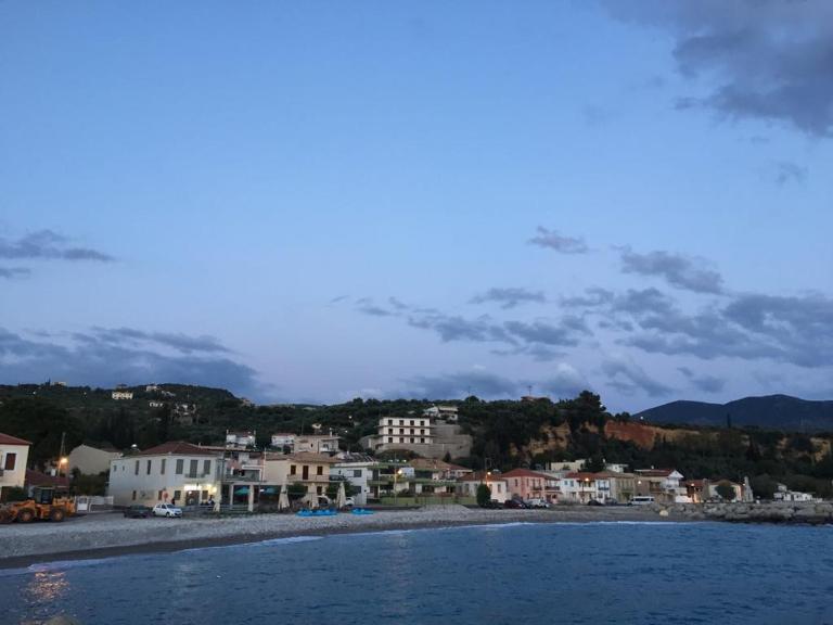 Aggelika's Home - B&B Akrogiali