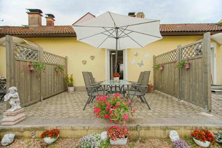 Auszeit Leoben 3 mit Gartenterasse und Gratisparkplatz - Bed and Breakfast Leoben