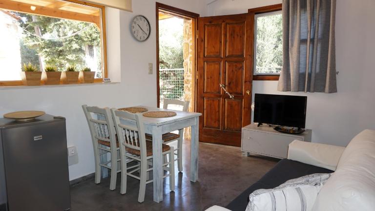 Studio Panagiota - Oasis holiday houses - Chambres d'hôtes Kókkinos Pýrgos