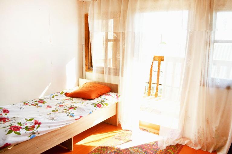 Guesthouse Bermet - B&B Tong