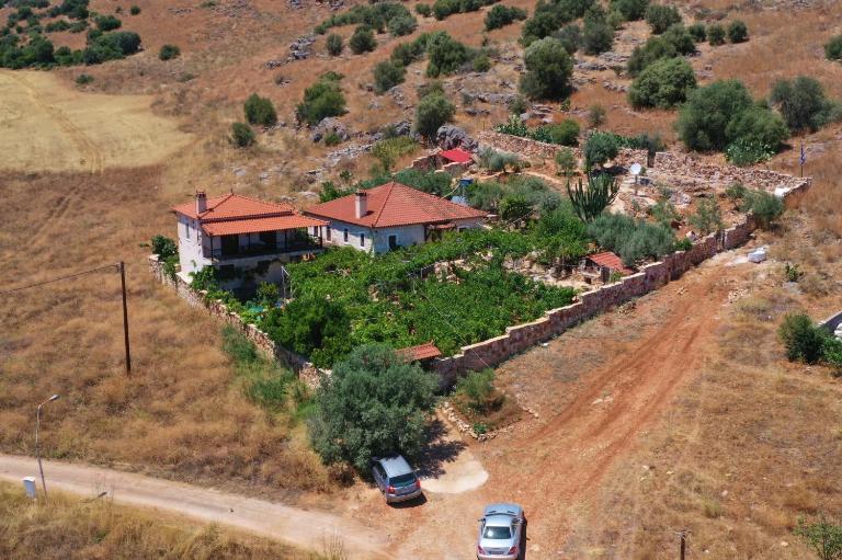 Pontinos Villa - B&B Myloi