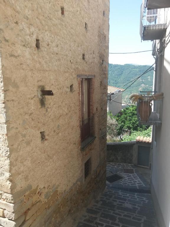 Monolocale in via San Sebastiano Ficarra - Ferienwohnung Ficarra