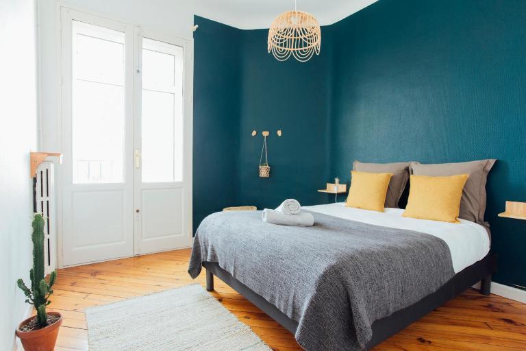 Coachella Vintage Chic in the Heart of St Charles Biarritz - Bed and Breakfast Biarritz