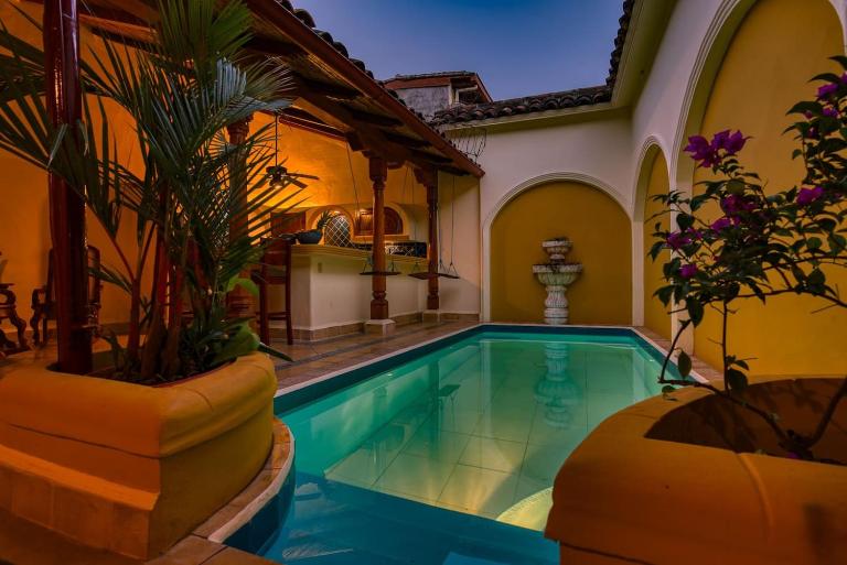 Casa de Arcos - Bed and Breakfast Granada