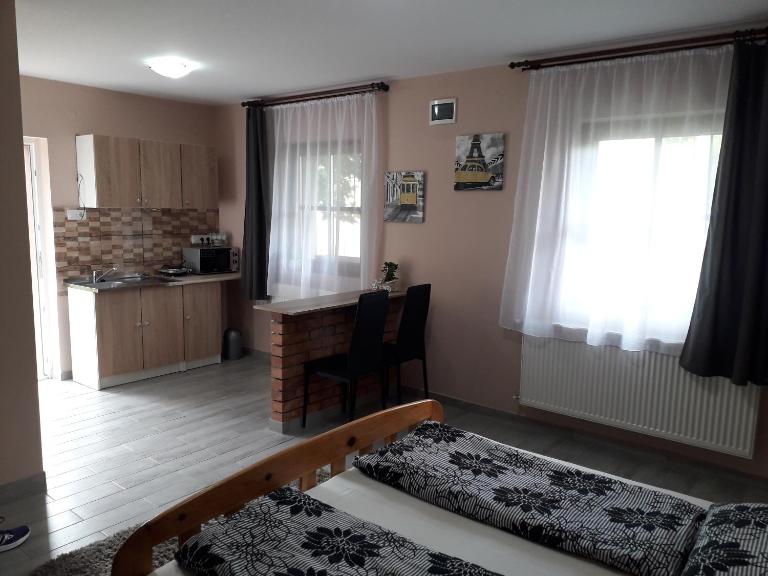 Aquatherma Apartman - B&B Sárospatak