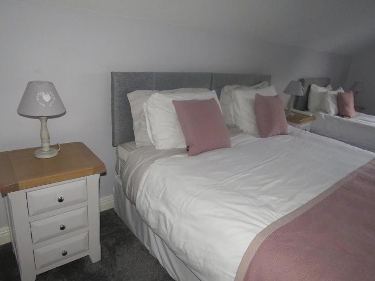 Meadowville Self-Catering - B&B Cushendall