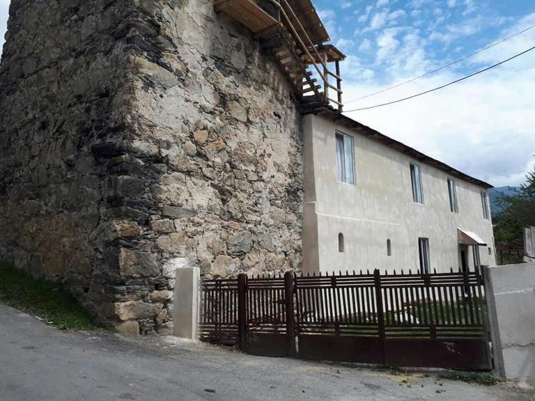 Guest house King Seti - B&B Mestia