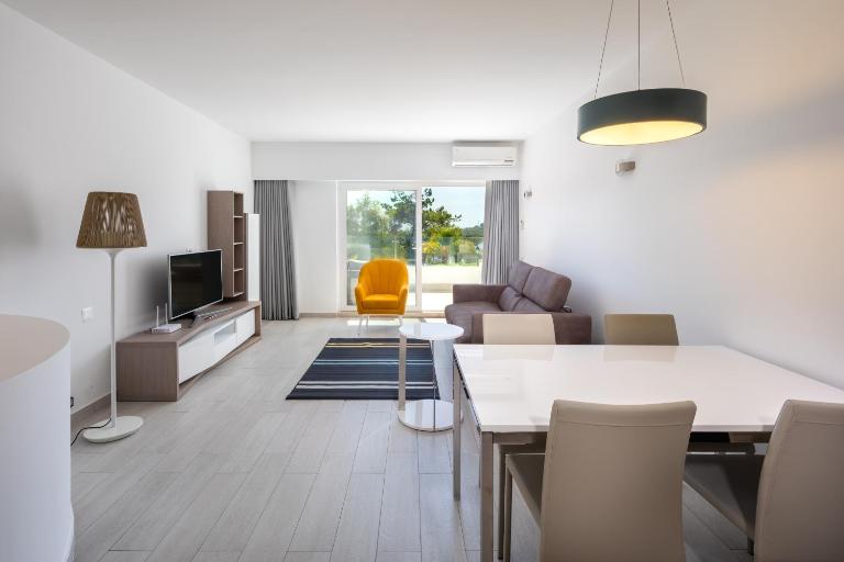 Victory Village Sea Views - B&B Quinta do Lago