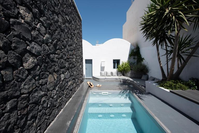 Onirondas Villas - B&B Firá