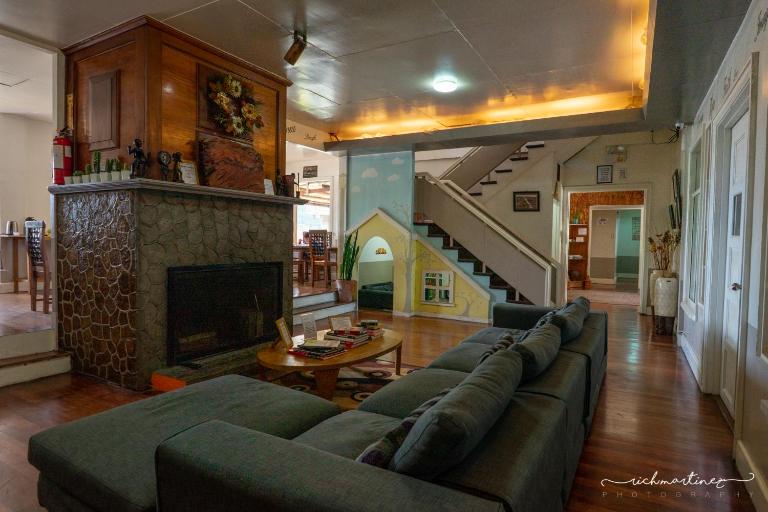 Old Orangewood Bed & Breakfast - Bed and Breakfast Baguio City