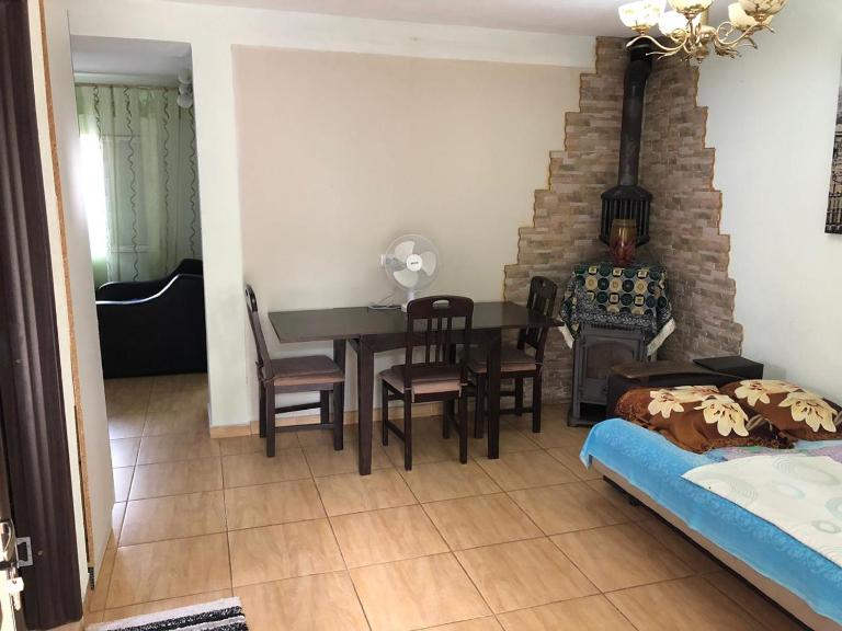 Apartments Dubrava 106 - Bed and Breakfast Dobra Voda