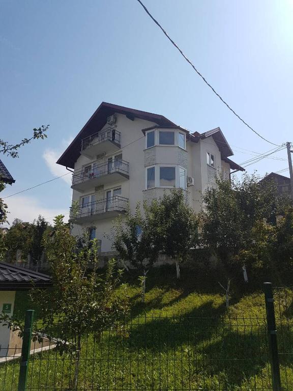 Villa Fruit Garden - B&B Sarajevo