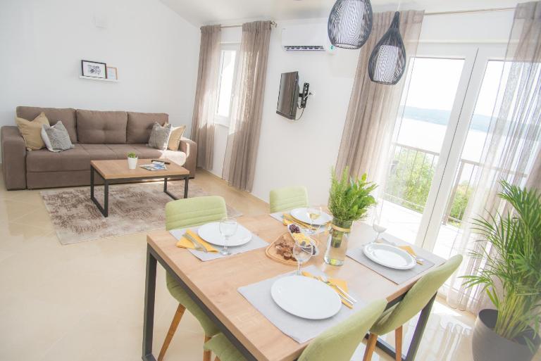 Apartments Via Sole Dramalj - Chambres d'hôtes Dramalj
