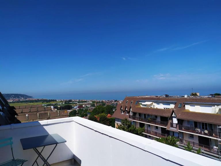 La terrasse vue mer à 5 min de la plage - B&B Blonville-sur-Mer