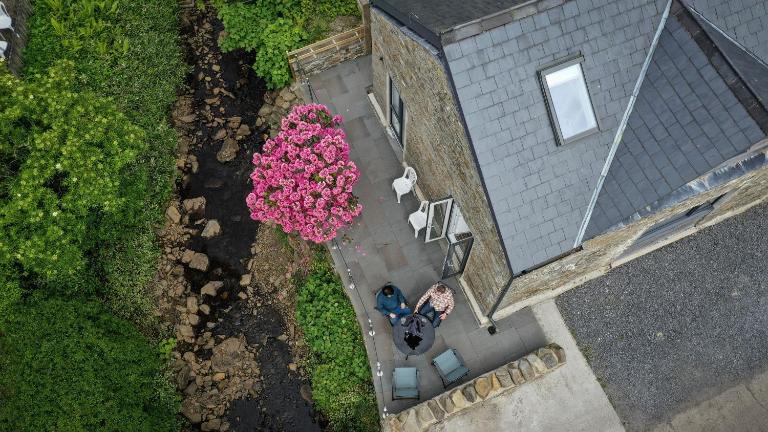 Swansea Valley Holiday Cottages - B&B Cilybebyll