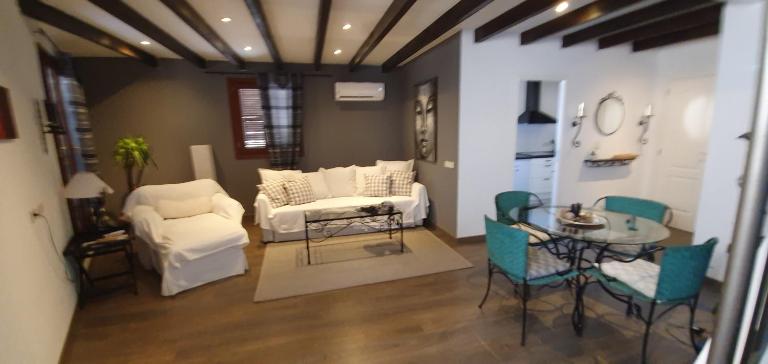 Edificio Can Roses - B&B Moscari