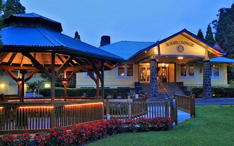 Kilauea Lodge and Restaurant - B&B Volcano