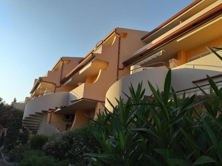 Residence Le Onde 2 - B&B Badesi